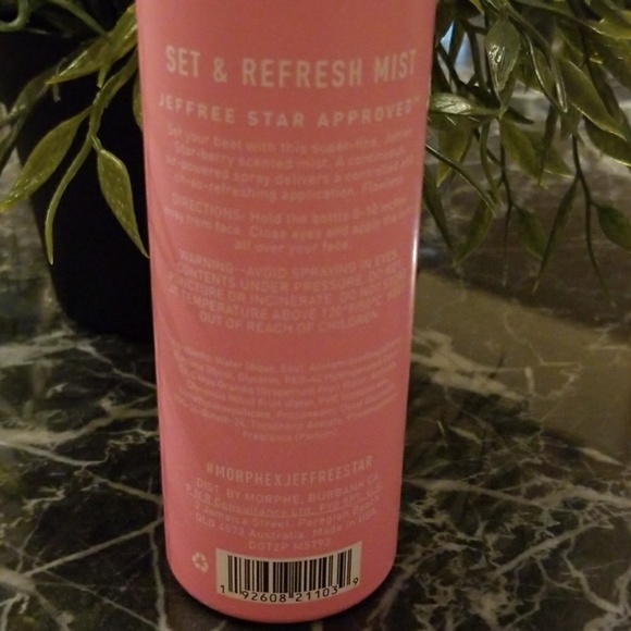 *free gift w/ purchase*Morphe x Jeffree Star spray - Picture 3 of 4
